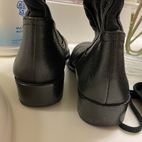Arturo Chiang Black leather boots - Picture 11 of 11